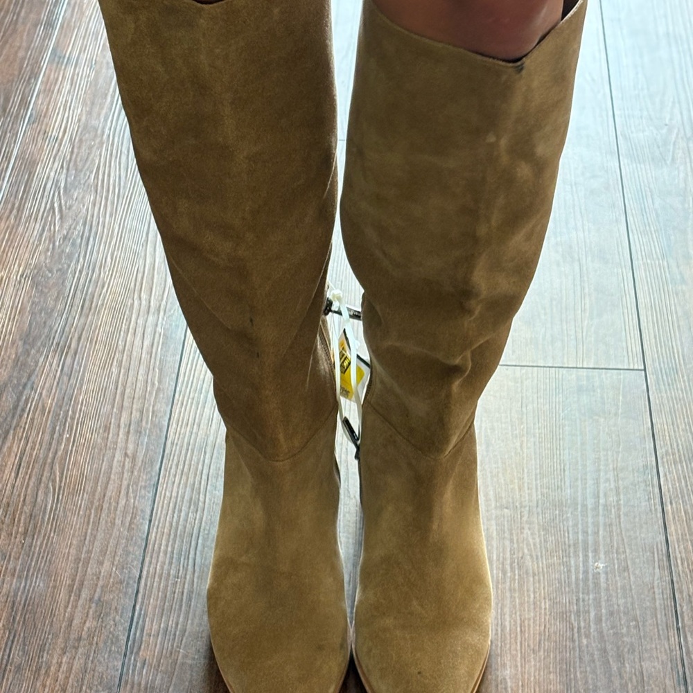 Vince Camuto Tan Heeled Boots
